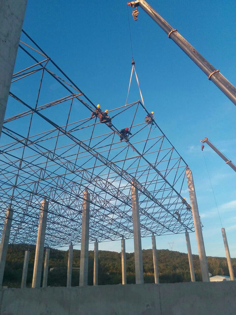 湖州汪清物流园网架